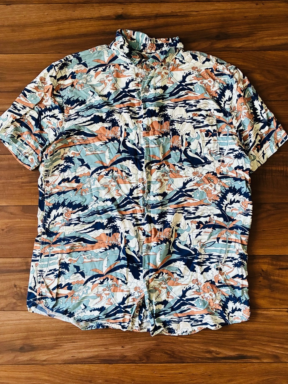 Quicksilver “Feeling Fine” AOP Beach Men’s Short Sleeve Button Down Size L